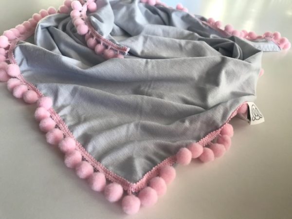 Halstuch mit Pompons rosa - Image 4