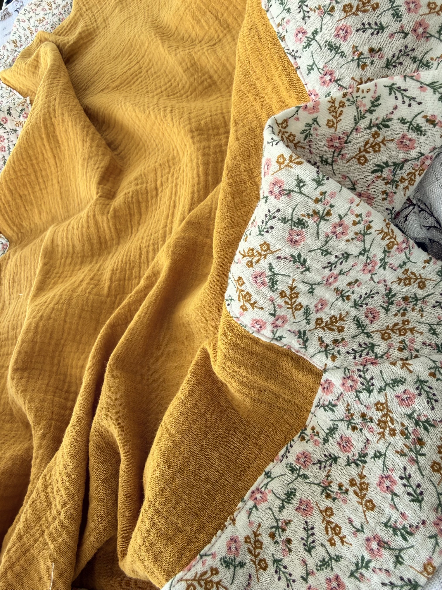 Babydecke Vintageblumen – Bild 2