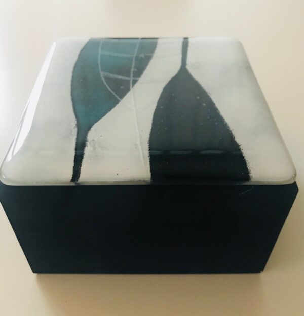 Bijouteriebox & Geschenkbox Blatt türkis auf weiss - Image 3