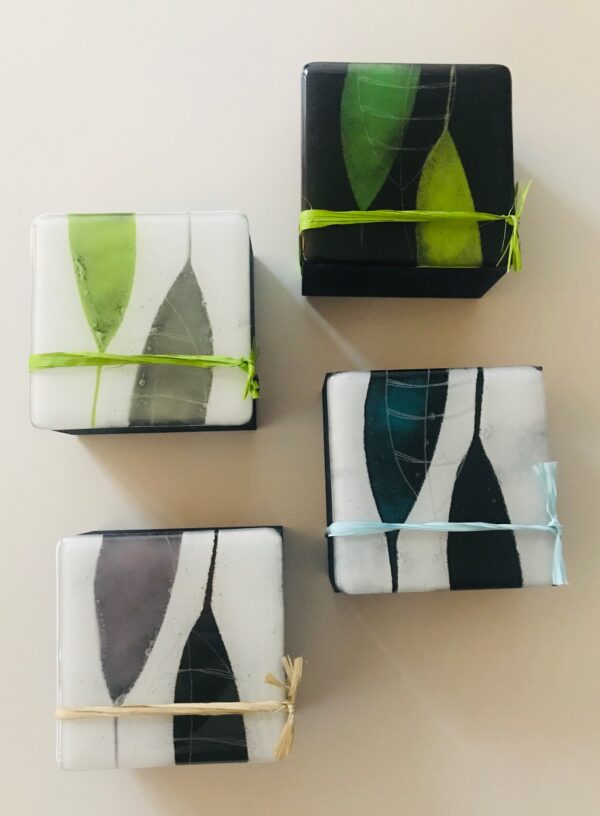 Bijouteriebox & Geschenkbox Blatt grün auf weiss - Image 2