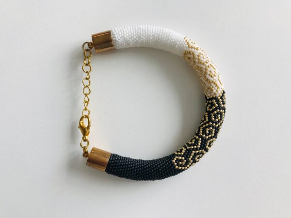 Armband schwarz weiss gold Perlen - Image 2
