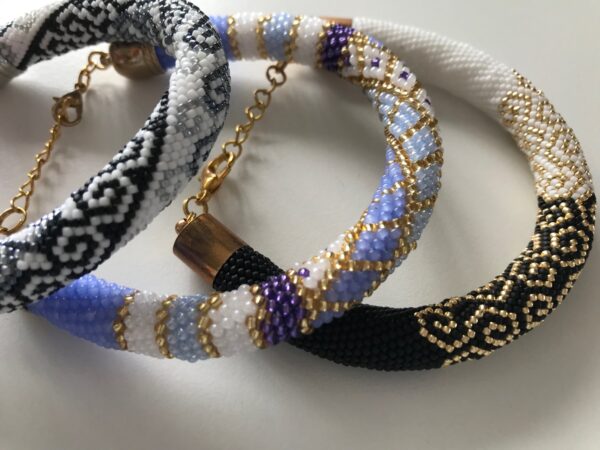 Armband schwarz weiss gold Perlen - Image 3