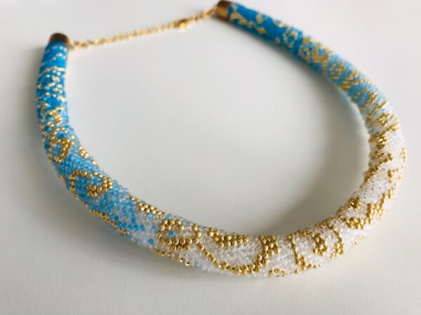 Halsband blau weiss gold Perlen - Image 2