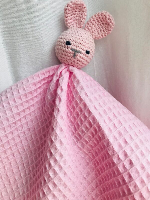 Hase Nuscheli rosa