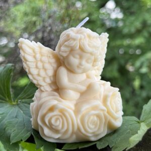Engel auf Rosen